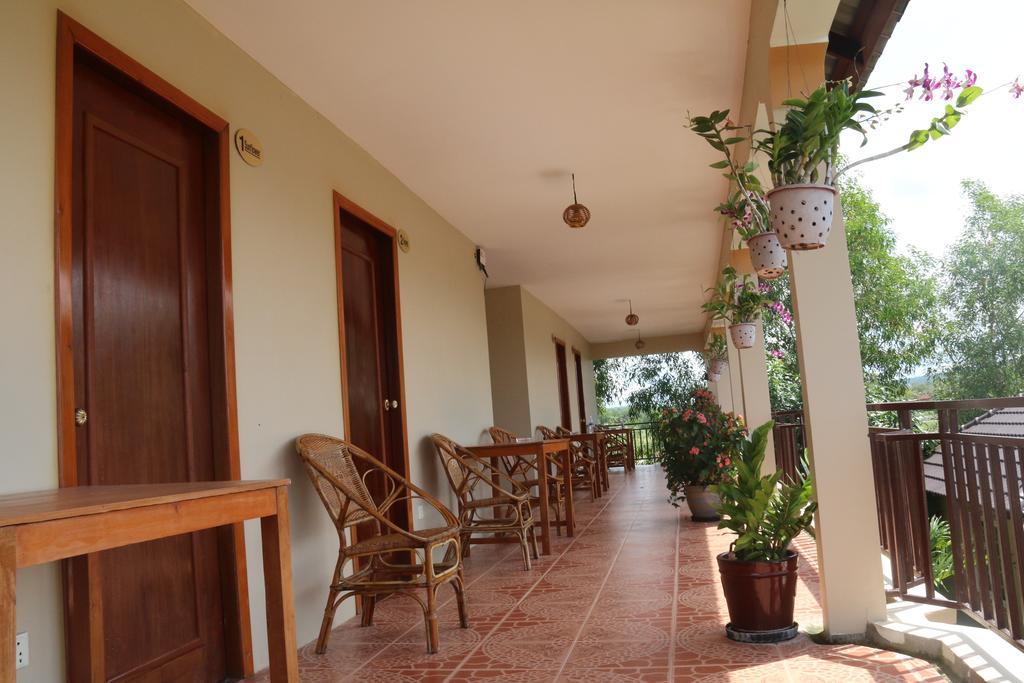 The Moonflower Bungalow Hotel Sihanoukville Eksteriør billede