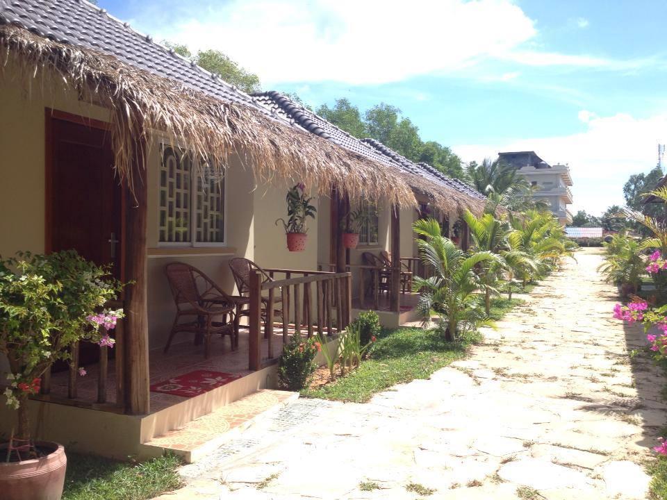 The Moonflower Bungalow Hotel Sihanoukville Eksteriør billede