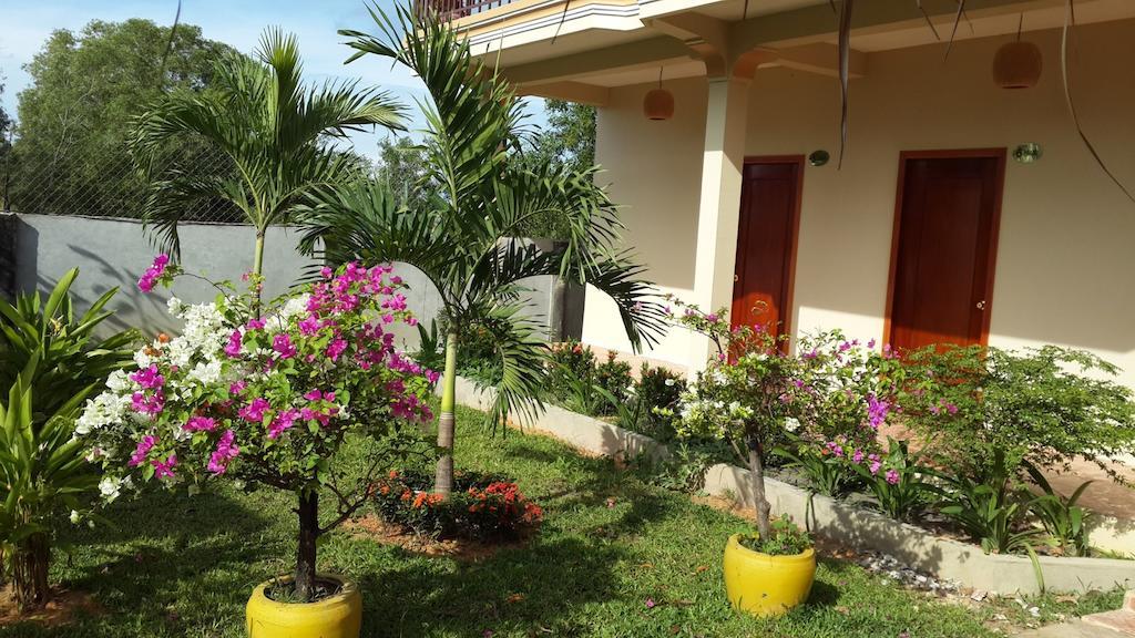 The Moonflower Bungalow Hotel Sihanoukville Værelse billede